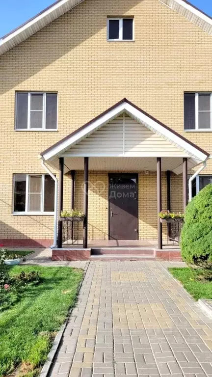 Дом в Волгоградская область, Волжский пос. Рабочий, Саратовская ул. ... - Фото 1