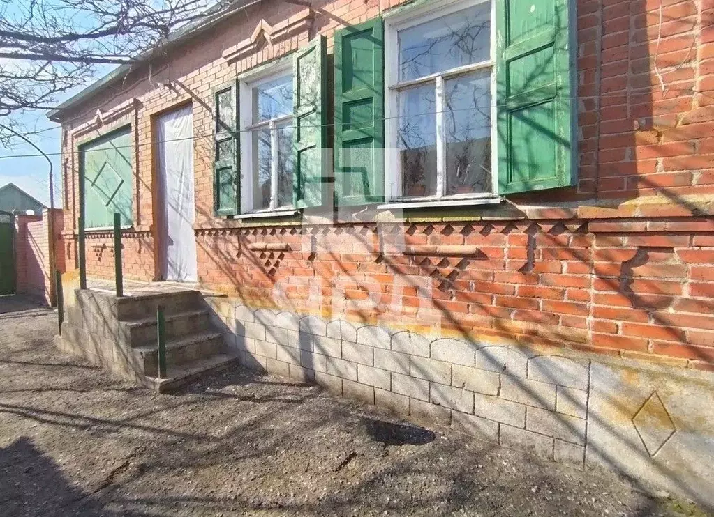 Дом в Ростовская область, Неклиновский район, Новобессергеневское ... - Фото 1