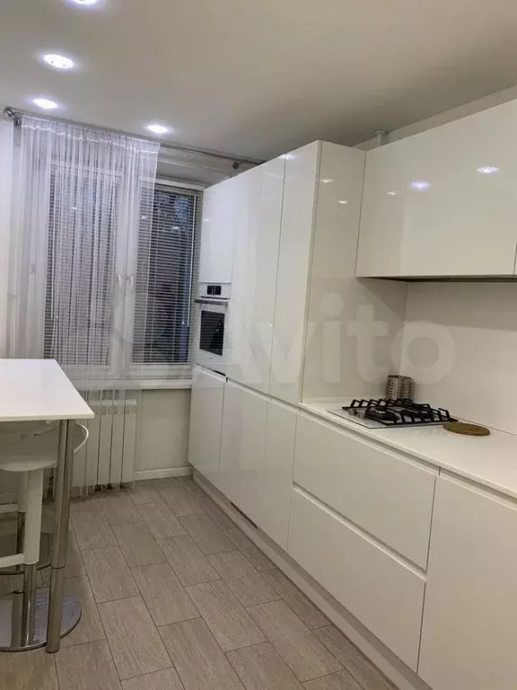 1-к. квартира, 37,1 м, 4/9 эт. - Фото 0