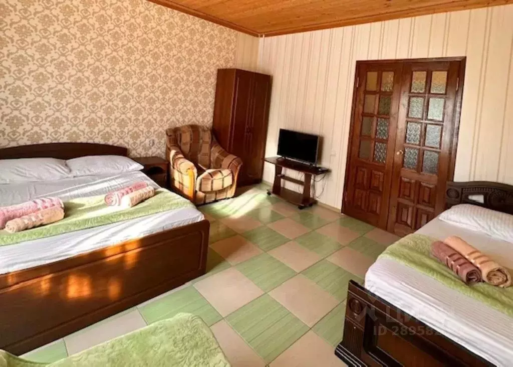 Дом в Краснодарский край, Геленджик городской округ, с. Кабардинка ... - Фото 1