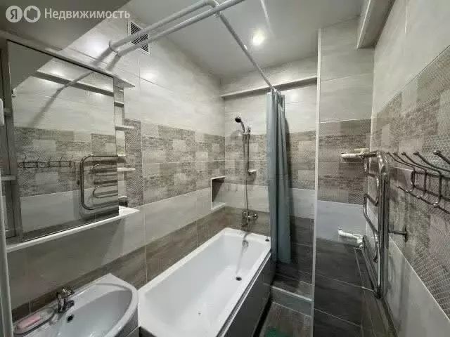 3-комнатная квартира: Улан-Удэ, улица Цивилева, 32 (75.2 м) - Фото 2