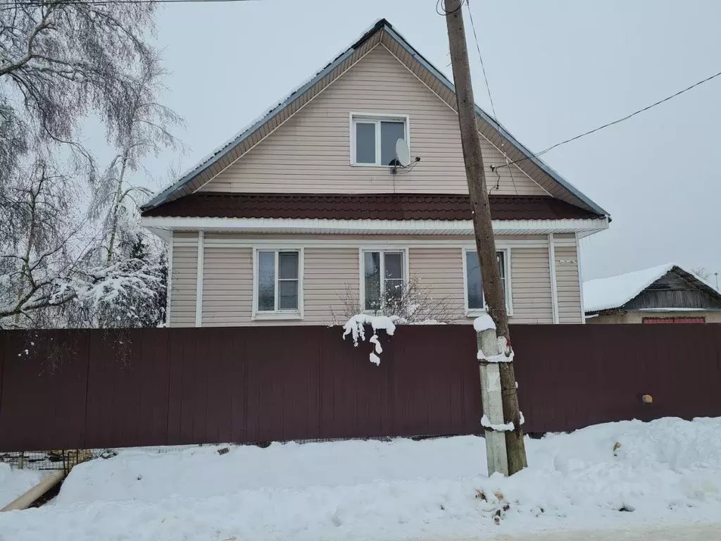 Дом в Новгородская область, Малая Вишера Московская ул. (63 м) - Фото 0