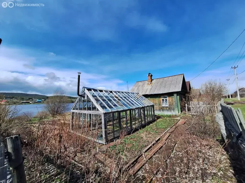 Дом в посёлок Уралец, улица 8 Марта (24.8 м) - Фото 1