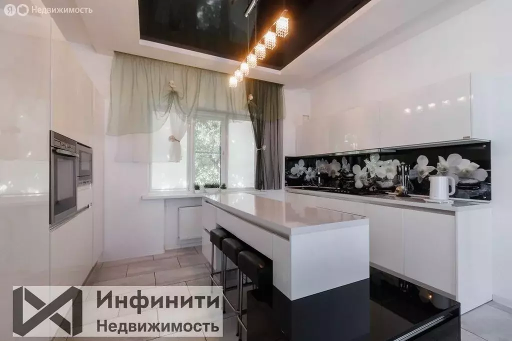 Дом в Ставрополь, Таманская улица, 8 (250 м) - Фото 1