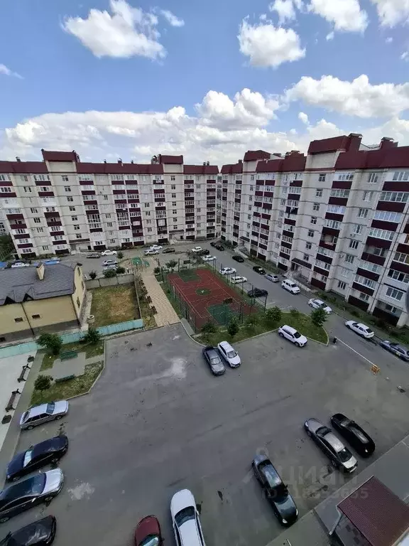 2-к кв. Карачаево-Черкесия, Черкесск ул. Космонавтов, 100А/1 (67.0 м) - Фото 0