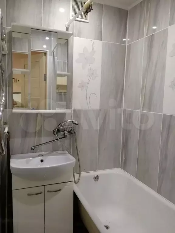 3-к. квартира, 57 м, 2/5 эт. - Фото 1