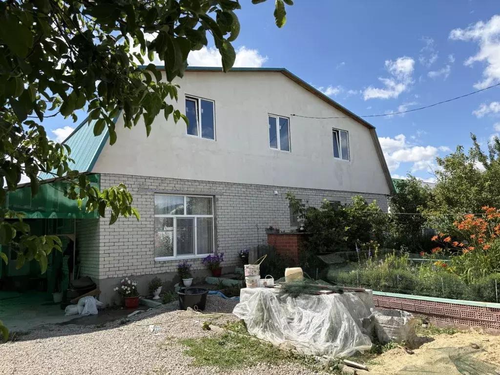 Дом в Саратовская область, Татищево рп ул. Комсомольская, 65 (283 м) - Фото 1