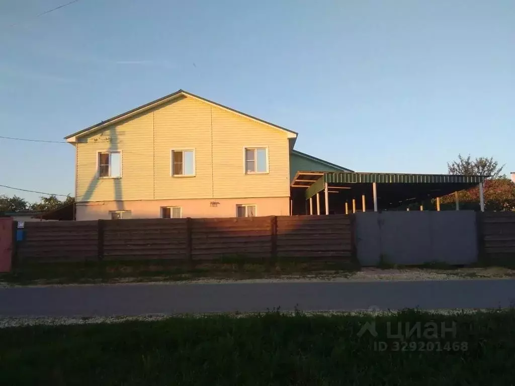 Комната Нижегородская область, с. Дивеево ул. Шалашкова, 50 (10.0 м) - Фото 1