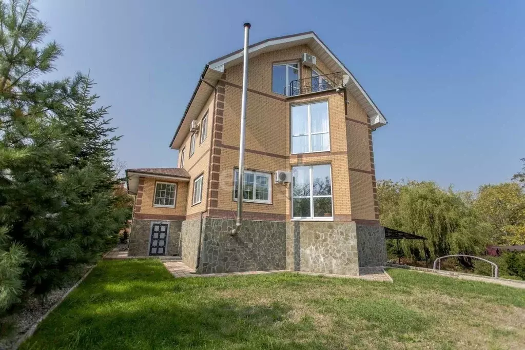 Дом в Приморский край, Владивосток Опорная ул., 4А (252 м) - Фото 0