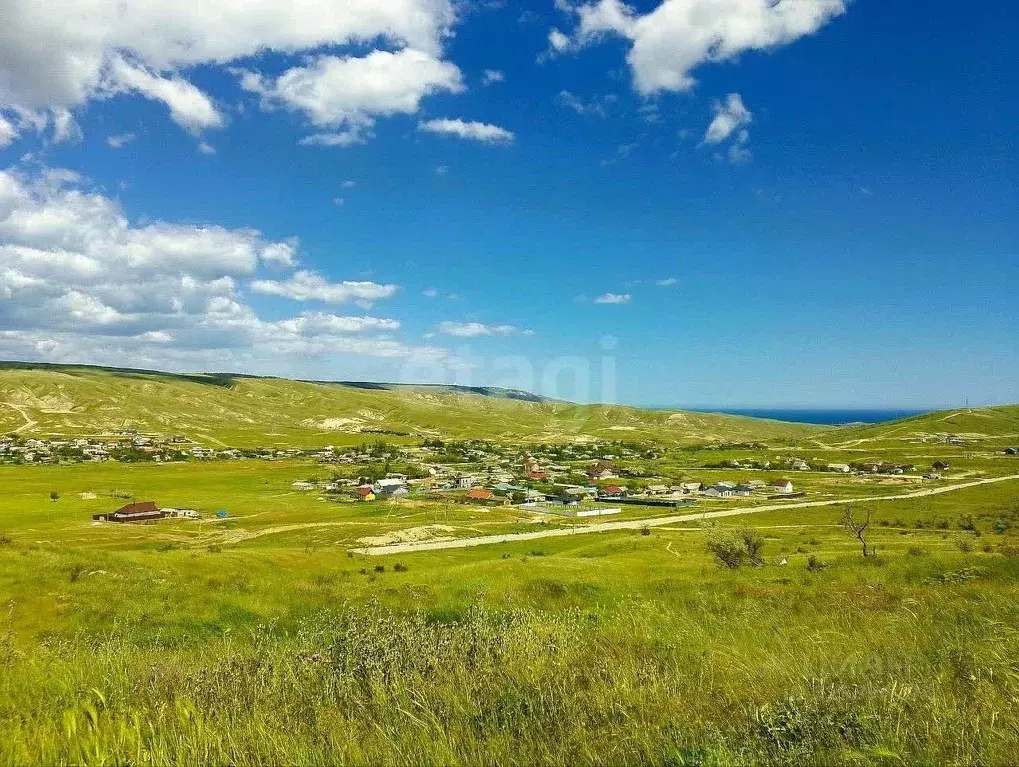 Участок в Крым, Феодосия муниципальный округ, Щебетовка пгт ул. ... - Фото 1