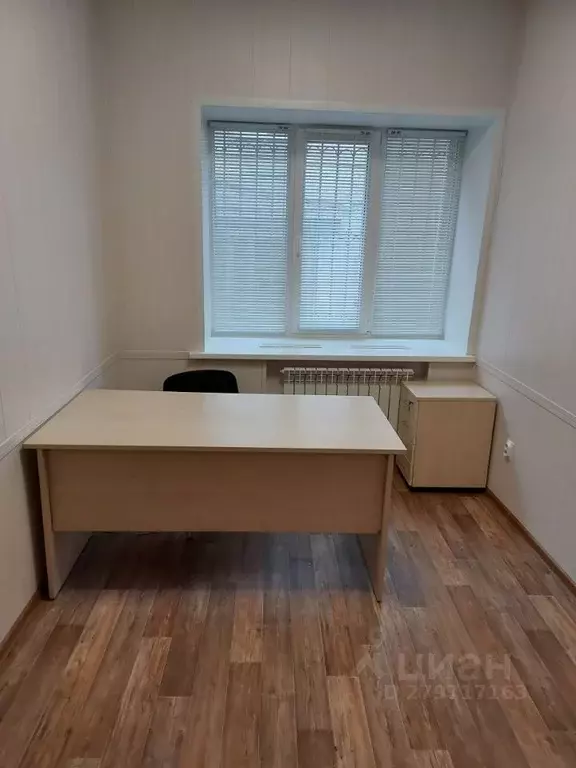 Офис в Тамбовская область, Тамбов Бригадный проезд, 3А (9 м) - Фото 1