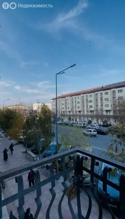 2-комнатная квартира: Махачкала, улица Азиза Алиева, 8 (66 м) - Фото 2