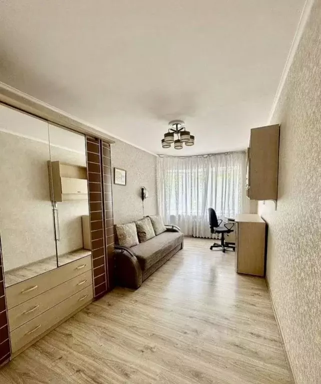 2-к кв. Калининградская область, Калининград ул. Фрунзе, 91 (50.2 м) - Фото 0