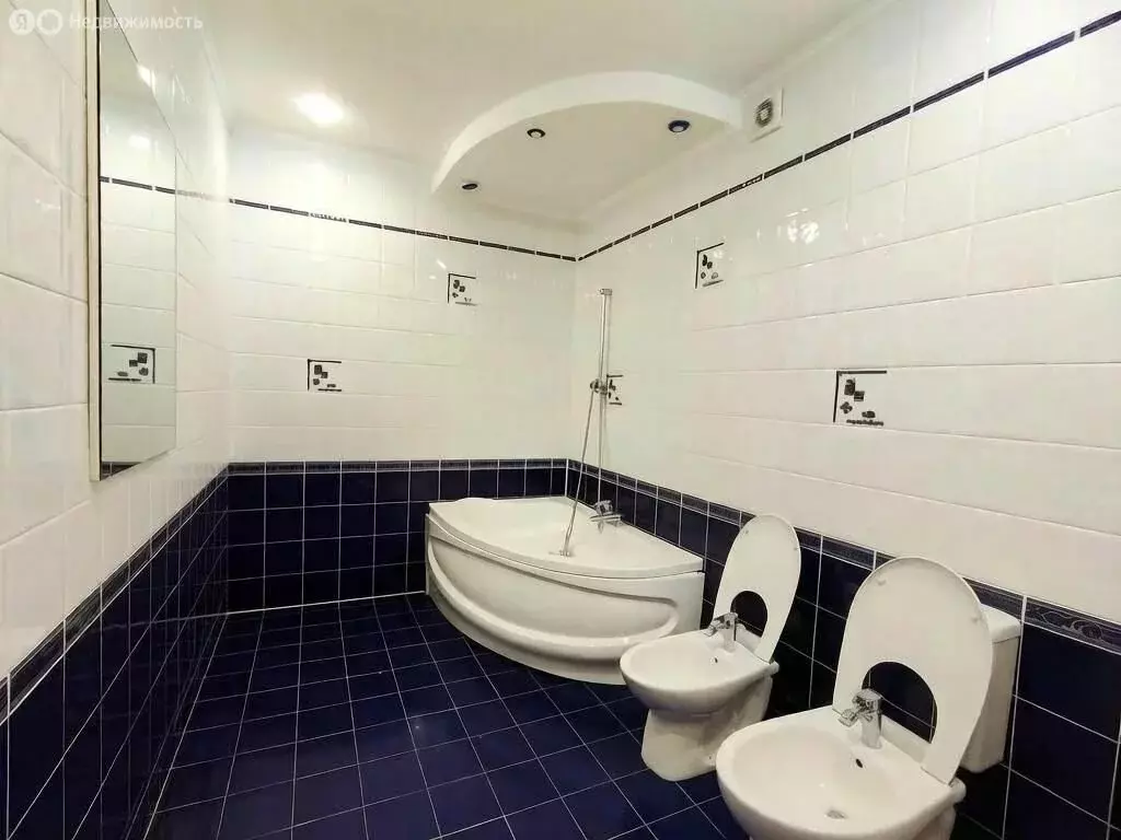 3-комнатная квартира: Оренбург, улица Челюскинцев, 14 (136.72 м) - Фото 1