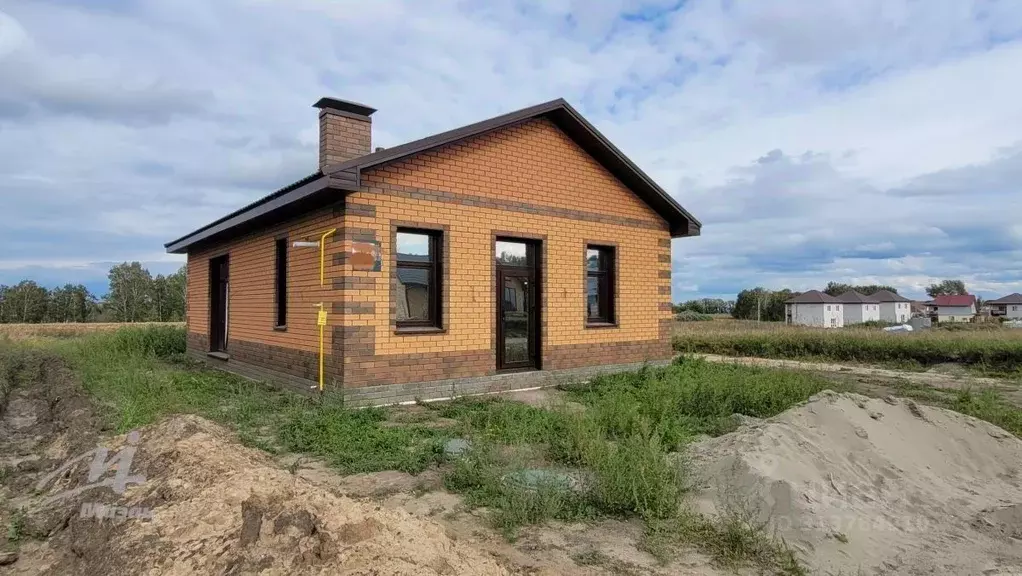 Дом в Алтайский край, Первомайский район, с. Фирсово ул. Дубовая (85 ... - Фото 0