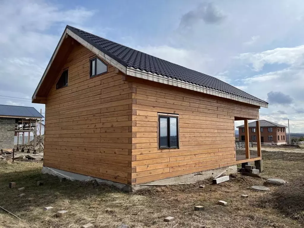 Дом в Красноярский край, Сосновоборск 12А мкр,  (120 м) - Фото 1