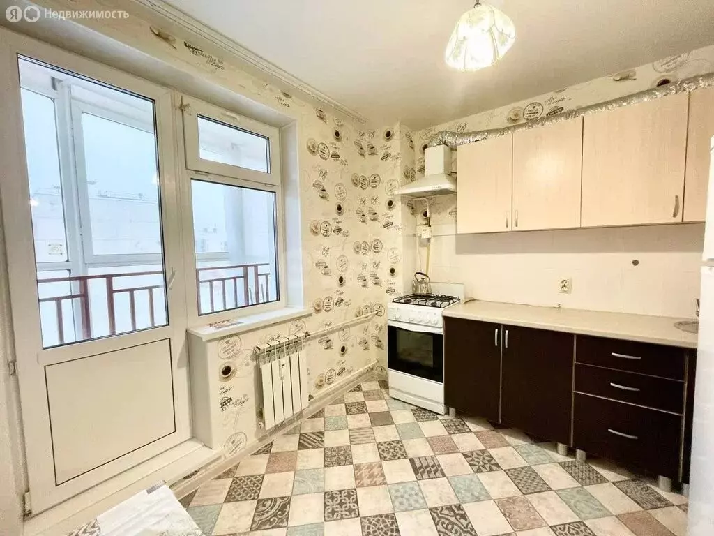 1-комнатная квартира: Чебоксары, проспект Геннадия Айги, 10 (33.2 м) - Фото 1