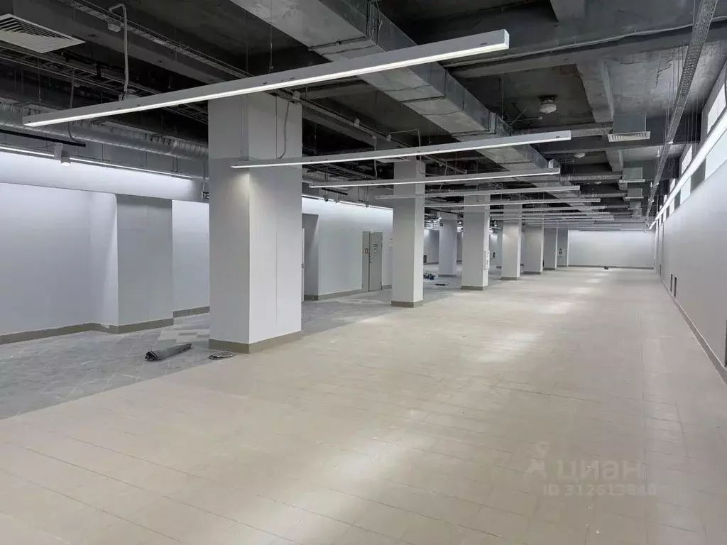 Торговая площадь в Новгородская область, Великий Новгород Большая ... - Фото 1