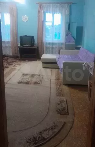 Комната 25 м в 3-к., 2/2 эт. - Фото 0