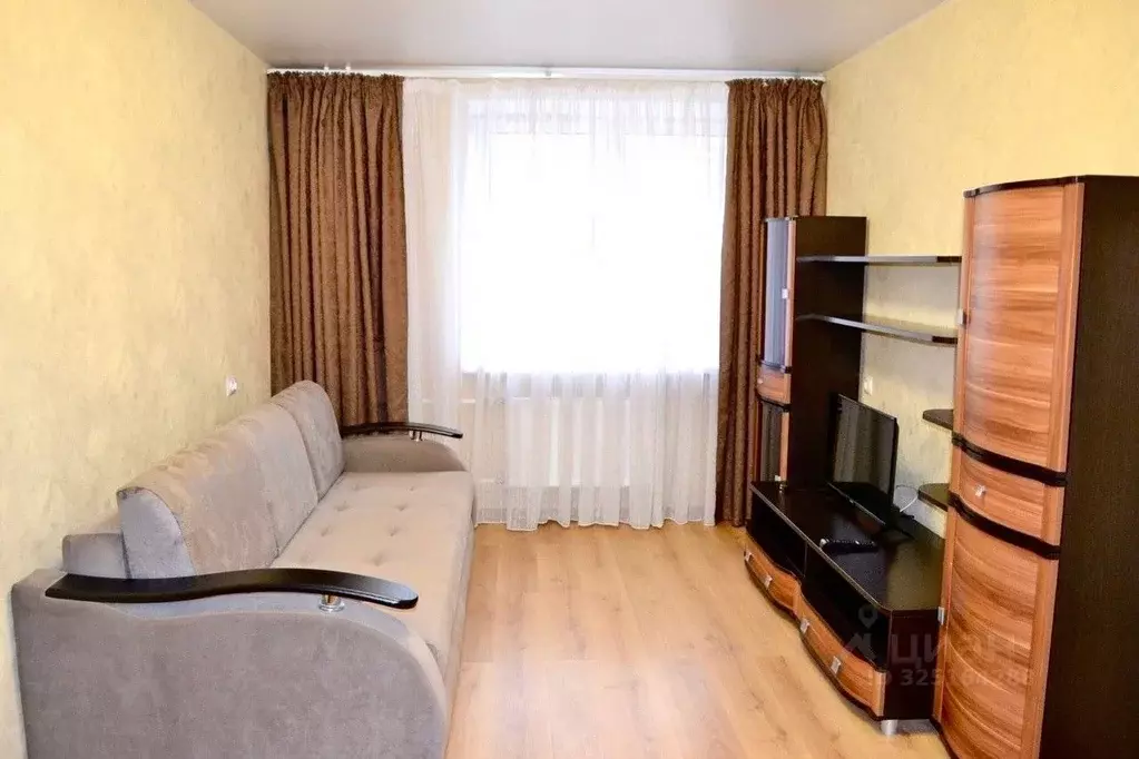 1-к кв. Кировская область, Киров ул. Мостовицкая, 5 (34.0 м) - Фото 1