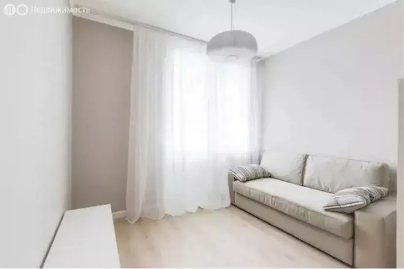 1-комнатная квартира: Владикавказ, улица Курсантов-Кировцев, 12 (43 м) - Фото 1