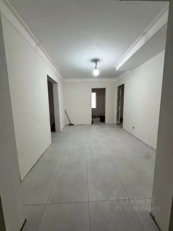 3-к кв. Дагестан, Махачкала ул. Азизова, 55 (100.0 м) - Фото 1