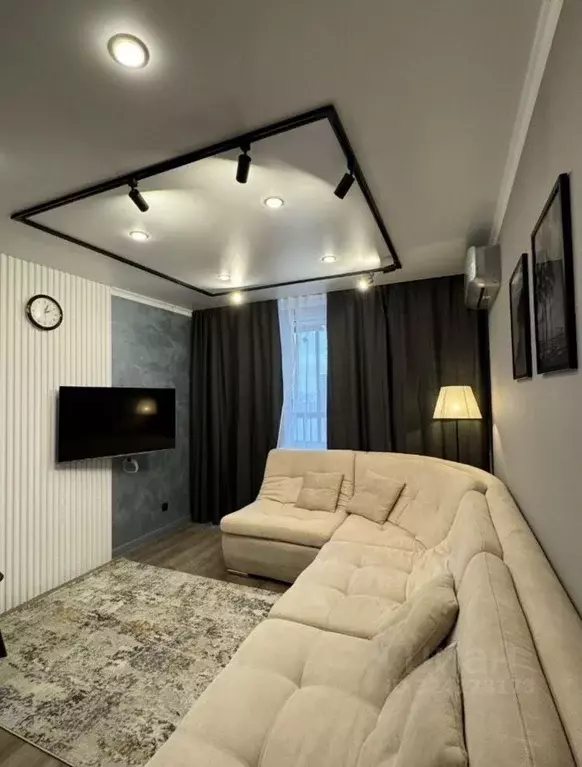 2-к кв. Тюменская область, Тюмень Профсоюзная ул., 61 (59.3 м) - Фото 1