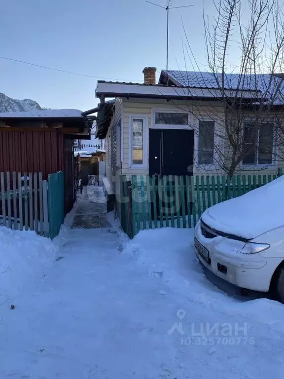 Дом в Красноярский край, Красноярск Базайская ул., 229 (47 м) - Фото 1