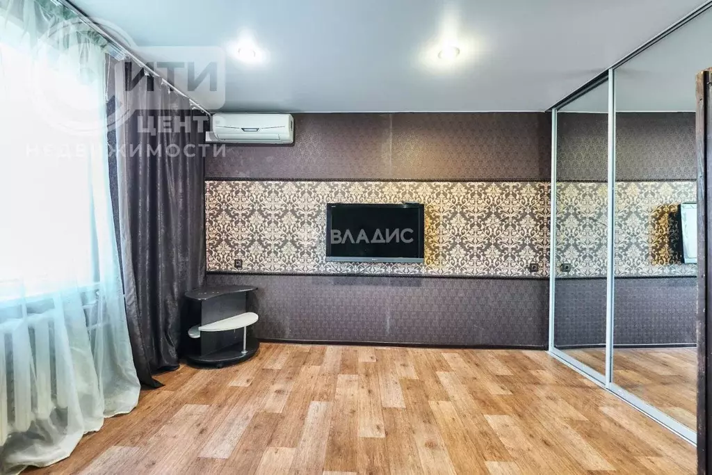 3-к кв. Воронежская область, Воронеж ул. 60-й Армии, 15 (54.2 м) - Фото 1