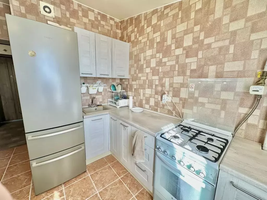 2-к кв. Московская область, Клин Клинская ул., 52к1 (46.6 м) - Фото 1