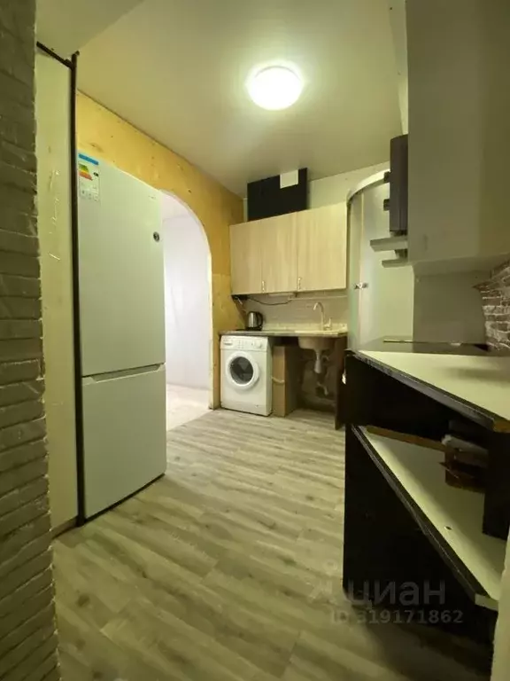 Комната Омская область, Омск ул. Авиагородок, 34 (16.1 м) - Фото 0