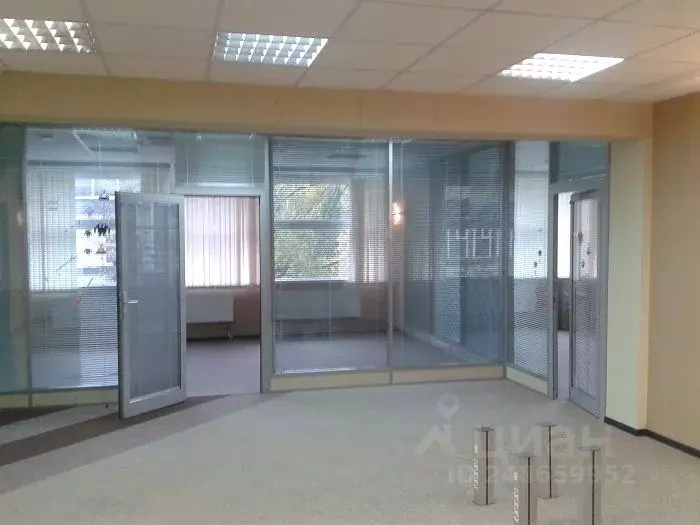 Офис в Нижегородская область, Нижний Новгород ул. Короленко, 29 (105 ... - Фото 2