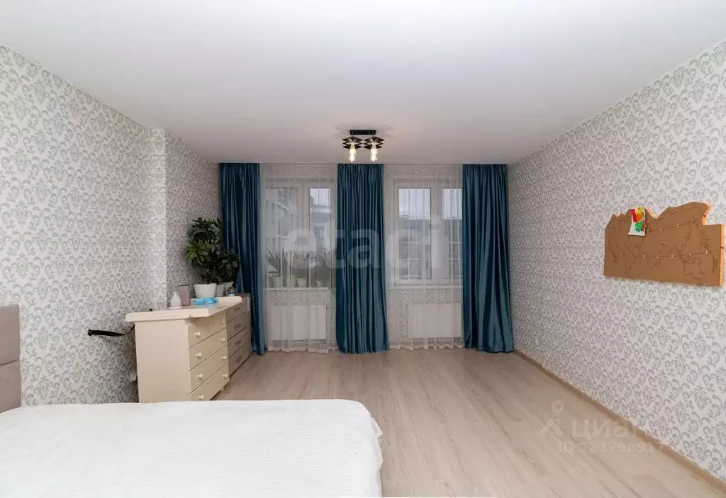 1-к кв. Красноярский край, Красноярск ул. Петра Ломако, 8 (51.9 м) - Фото 1