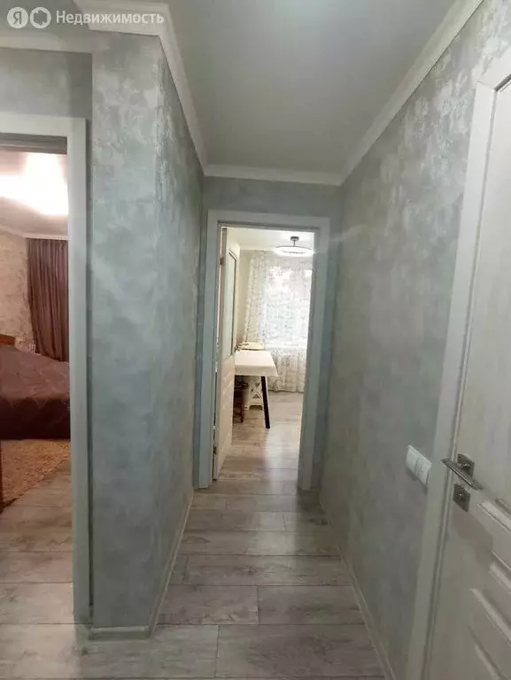 2-комнатная квартира: Таганрог, улица Циолковского, 32 (48 м) - Фото 1