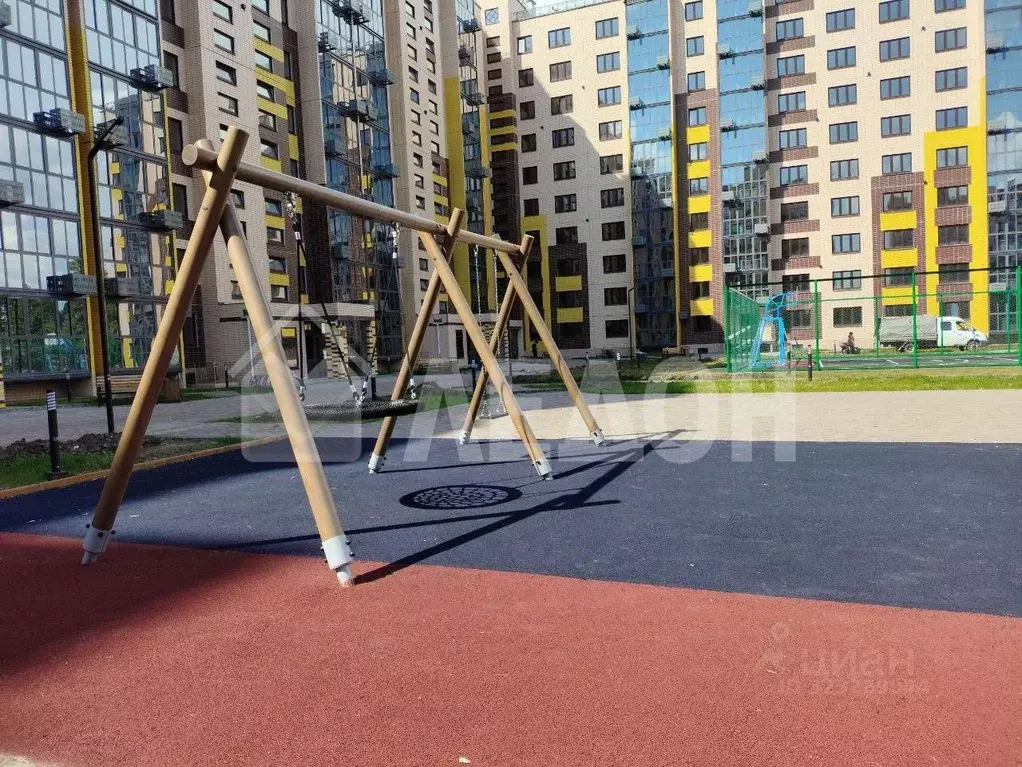 2-к кв. Омская область, Омск Заозерный мкр, ул. Сергея Тюленина, 12 ... - Фото 1