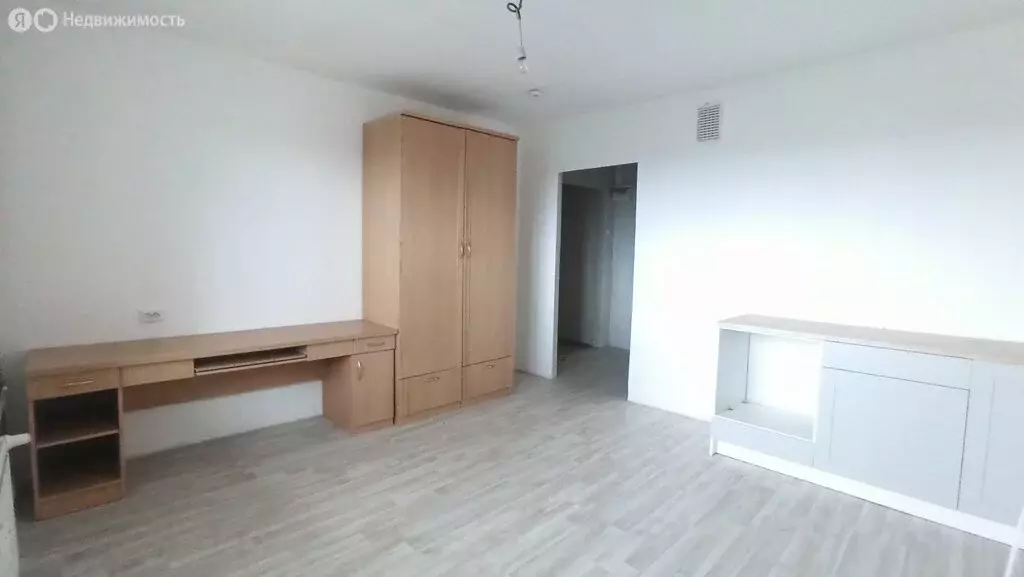 Квартира-студия: Первоуральск, улица Емлина, 29А (26.4 м) - Фото 1