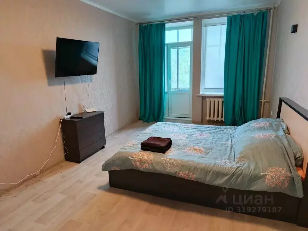 2-к кв. Челябинская область, Магнитогорск Набережная ул., 20 (58.0 м) - Фото 0