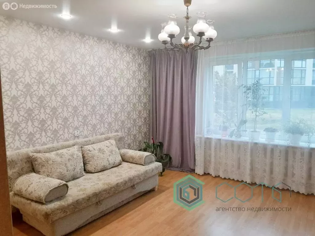 2-комнатная квартира: Пионерский, Октябрьская улица, 5 (50.1 м) - Фото 1