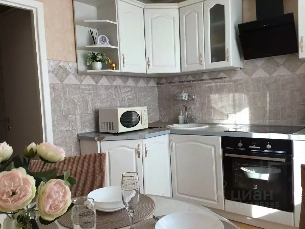 2-к кв. Тюменская область, Тюмень Широтная ул., 25а (60.0 м) - Фото 1