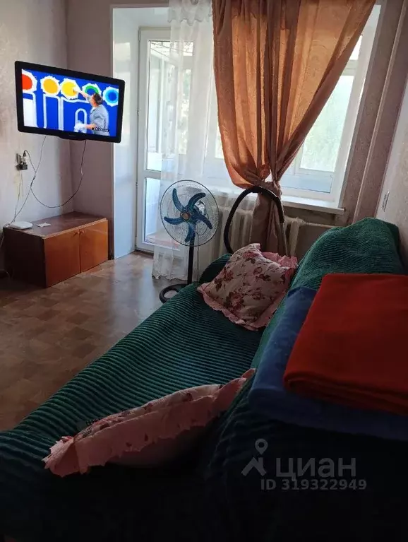 1-к кв. Ростовская область, Гуково ул. Карла Маркса, 43 (30.0 м) - Фото 0