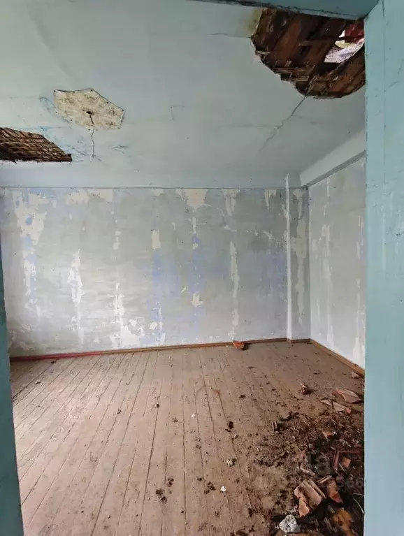Дом в Карачаево-Черкесия, Карачаевский район, Нижняя Теберда аул ... - Фото 1