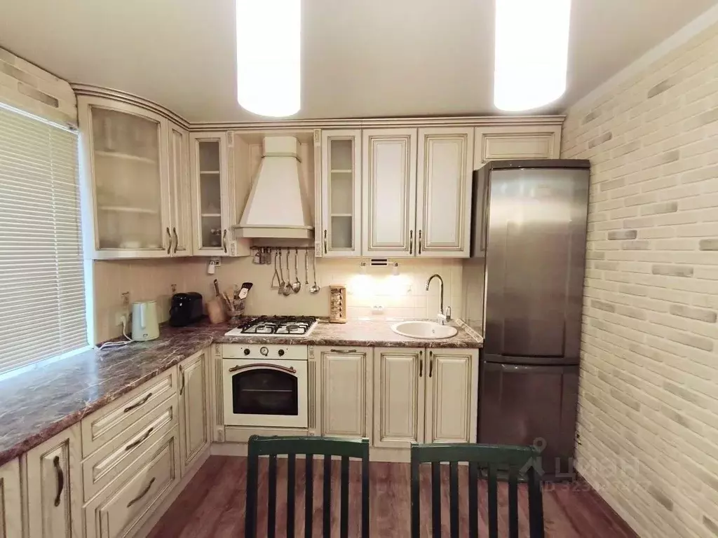 2-к кв. Пензенская область, Пенза ул. Антонова, 15 (69.0 м) - Фото 2