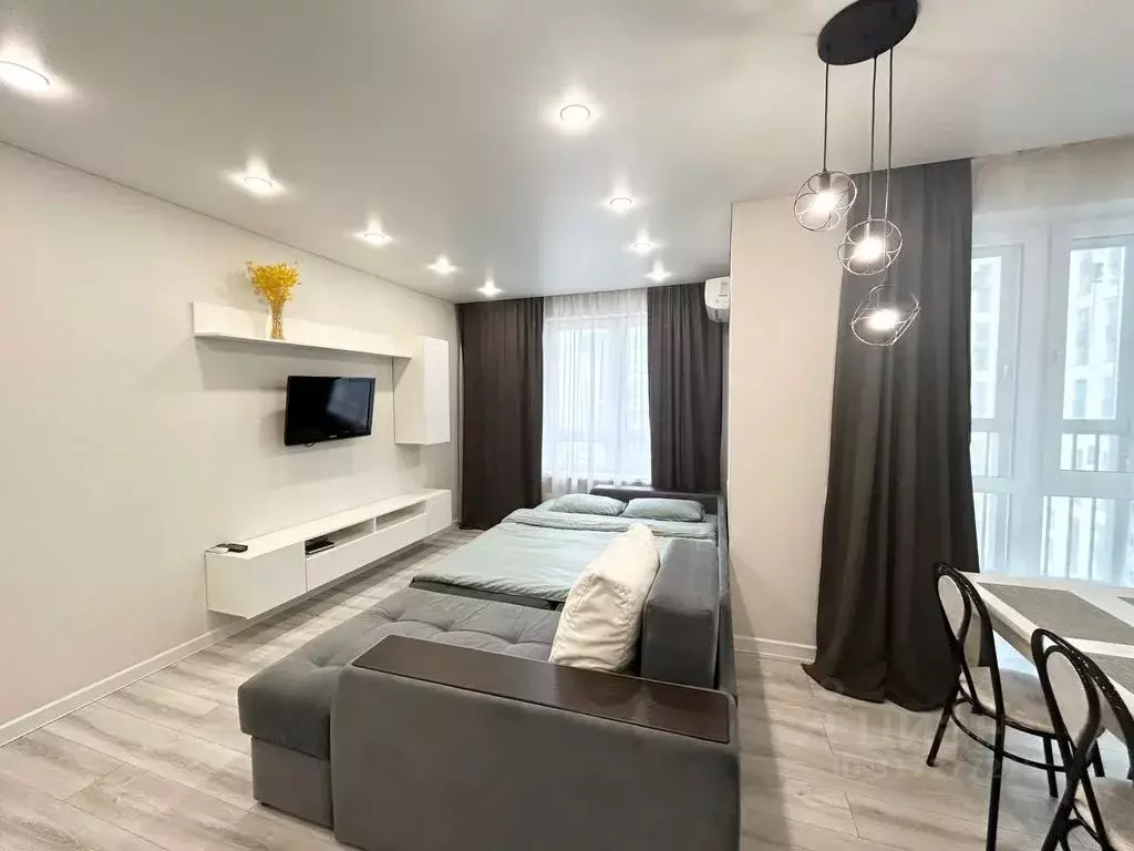 1-к кв. Башкортостан, Уфа Коммунистическая ул., 98/1 (40.0 м) - Фото 0
