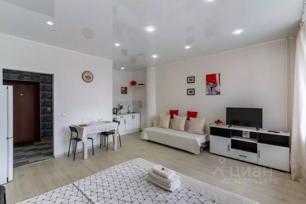 1-к кв. Тюменская область, Тюмень ул. 50 лет ВЛКСМ, 13к1 (35.0 м) - Фото 1