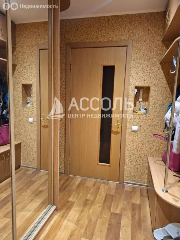 2-комнатная квартира: Омск, микрорайон Заозёрный, улица Сергея ... - Фото 1