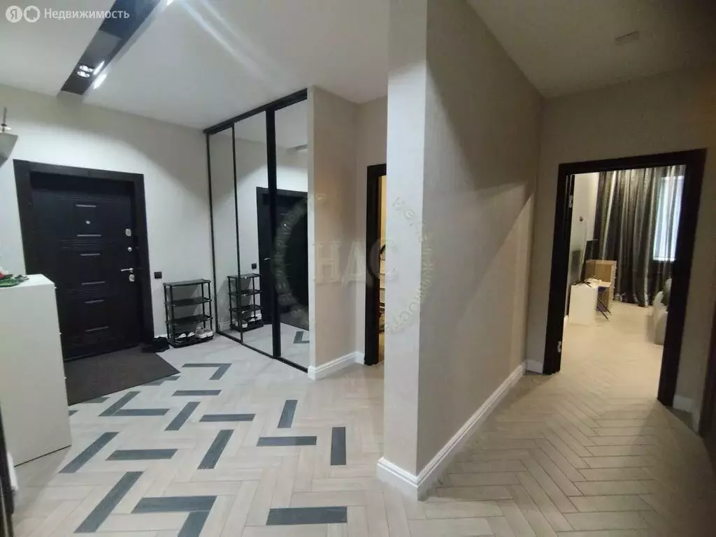 3-комнатная квартира: Курск, проспект Анатолия Дериглазова, 33 (110 м) - Фото 2