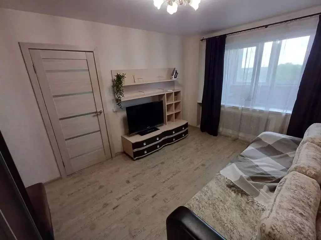 1-к кв. Нижегородская область, Нижний Новгород Победная ул., 10 (40.0 ... - Фото 0