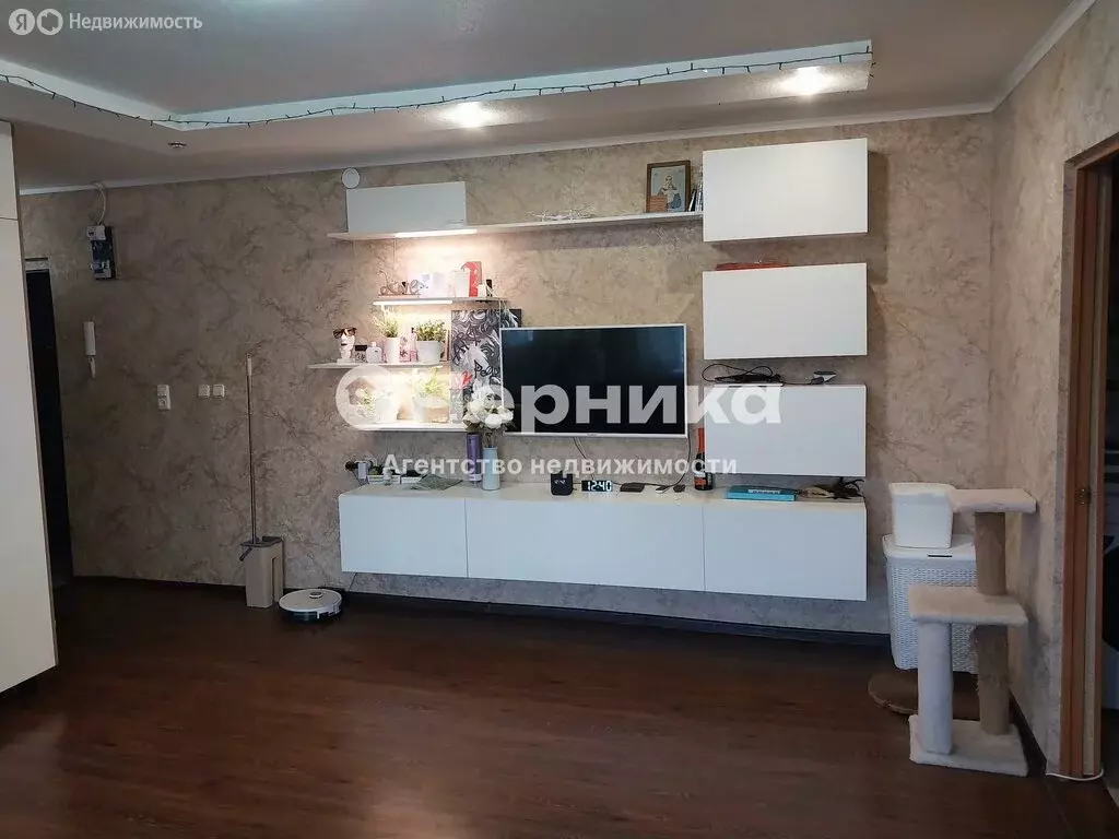 3-комнатная квартира: Новошахтинск, Кузнецкая улица, 29 (50.8 м) - Фото 0