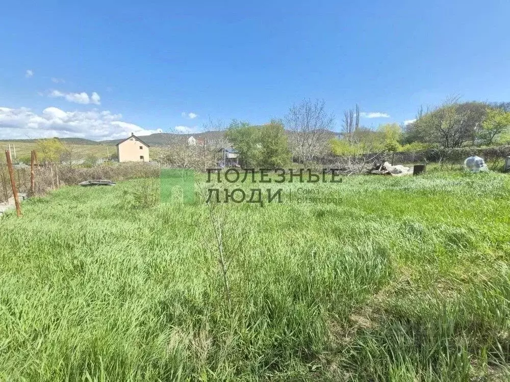 Участок в Севастополь ул. Новикова (4.0 сот.) - Фото 2