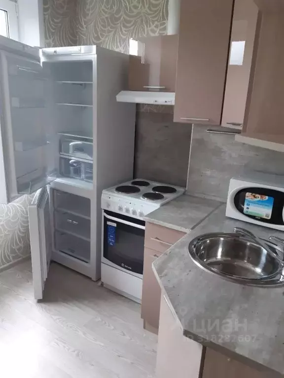 2-к кв. Иркутская область, Шелехов 4-й мкр, 83 (44.0 м) - Фото 0